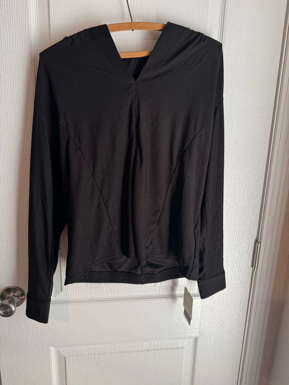 Long-Sleeve Top Women Sz M 8/10 Halara Black Active NWT